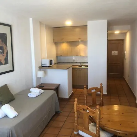 Apartamentos Montreal-3